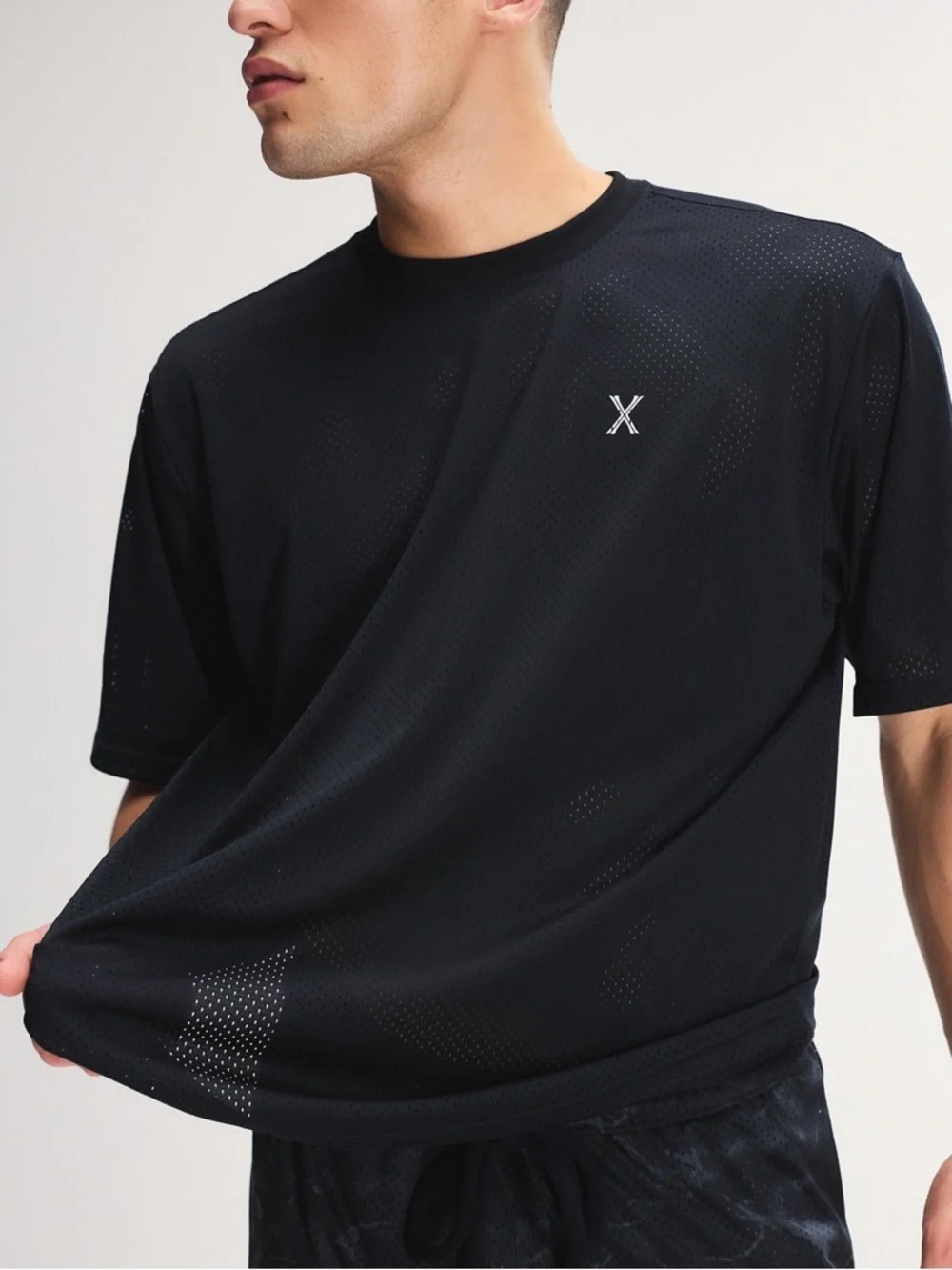 NWT [Savage X Fenty] Mesh City Baller Black Short-Sleeve #18 Jersey Men’s M - Picture 4 of 11